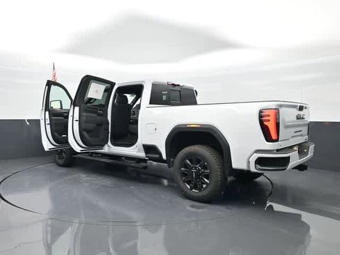 New 2025 GMC Sierra 2500 AT4 w/ AT4 Premium Plus Package image 98