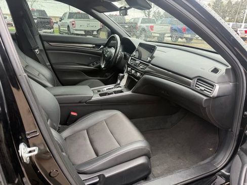 Used 2022 Honda Accord Sport image 13