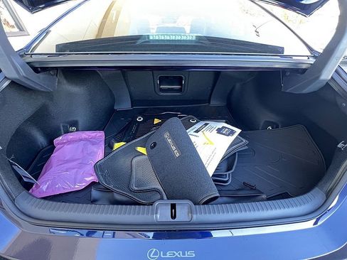 New 2025 Lexus ES 350 Ultra Luxury image 22