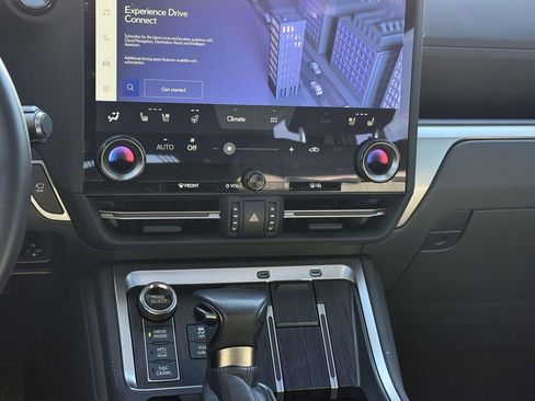 Used 2024 Lexus GX 550 image 18