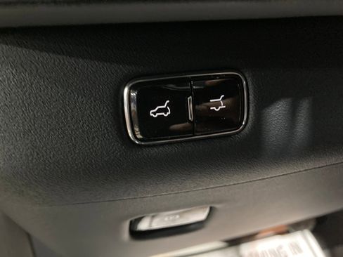 Used 2026 Lincoln Navigator L Reserve AWD/4WD image 28