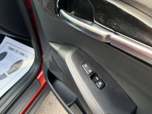 Used 2024 Kia Seltos S image 40