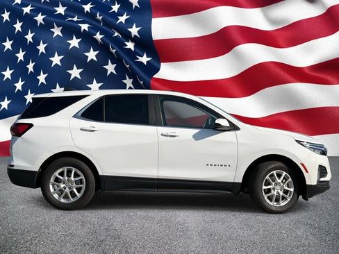 Used 2024 Chevrolet Equinox LT AWD/4WD image 4