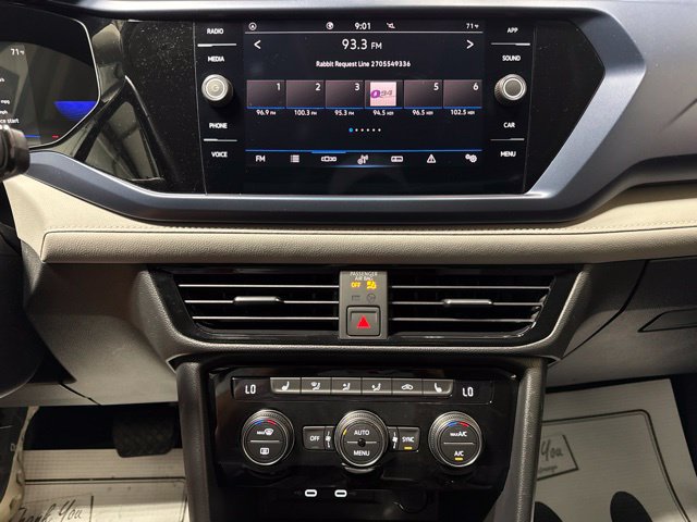 Used 2024 Volkswagen Taos SE FWD image 10