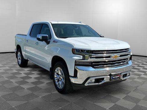 Used 2021 Chevrolet Silverado 1500 LTZ w/ LTZ Premium Package AWD/4WD image 7
