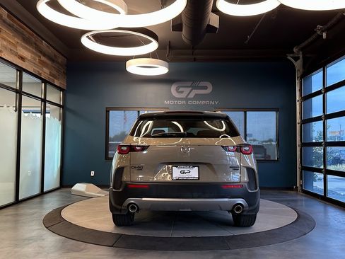 Used 2023 MAZDA CX-50 Meridian Edition w/ Apex Package image 4