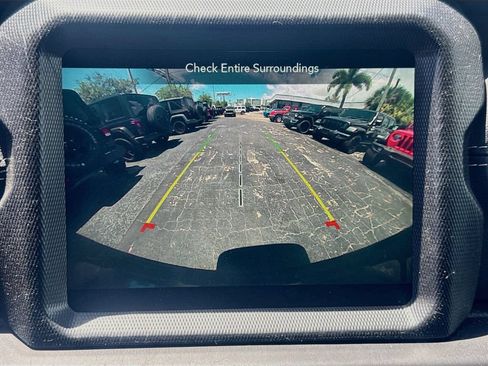 Certified 2023 Jeep Wrangler Unlimited Sahara w/ Cold Weather Group AWD/4WD image 15