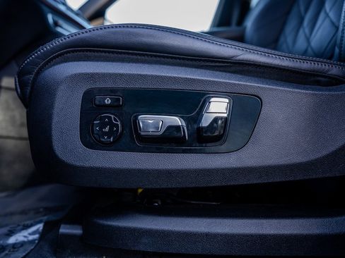 Used 2023 BMW X6 xDrive40i w/ M Sport Package image 17