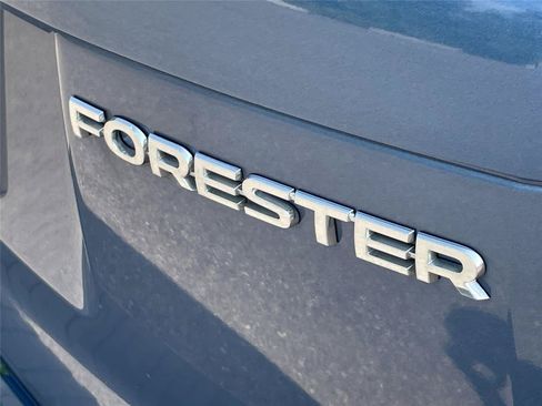 Used 2018 Subaru Forester 2.5i Premium AWD/4WD image 7