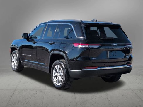 Used 2022 Jeep Grand Cherokee Limited image 4
