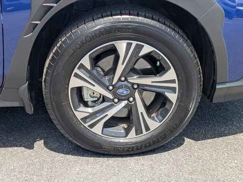 Used 2025 Subaru Crosstrek 2.5i Premium AWD/4WD image 12