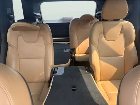 Used 2018 Volvo XC90 T6 Momentum w/ Convenience Package AWD/4WD image 22