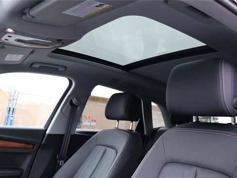 Used 2023 Audi Q5 2.0T Premium Plus w/ Premium Plus Package image 25