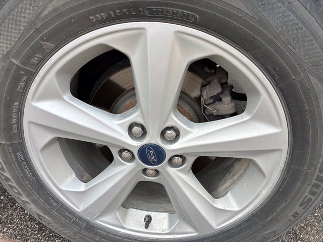 Certified 2020 Ford Edge SE FWD image 12
