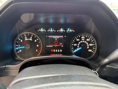 Used 2019 Ford F150 XLT w/ Equipment Group 302A Luxury RWD image 5
