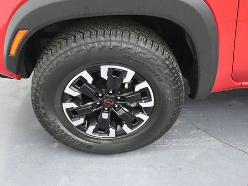 Used 2023 Nissan Frontier PRO-4X w/ Technology Package AWD/4WD image 9