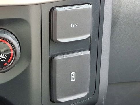 Used 2022 Ford F150 XLT w/ Trailer Tow Package image 30