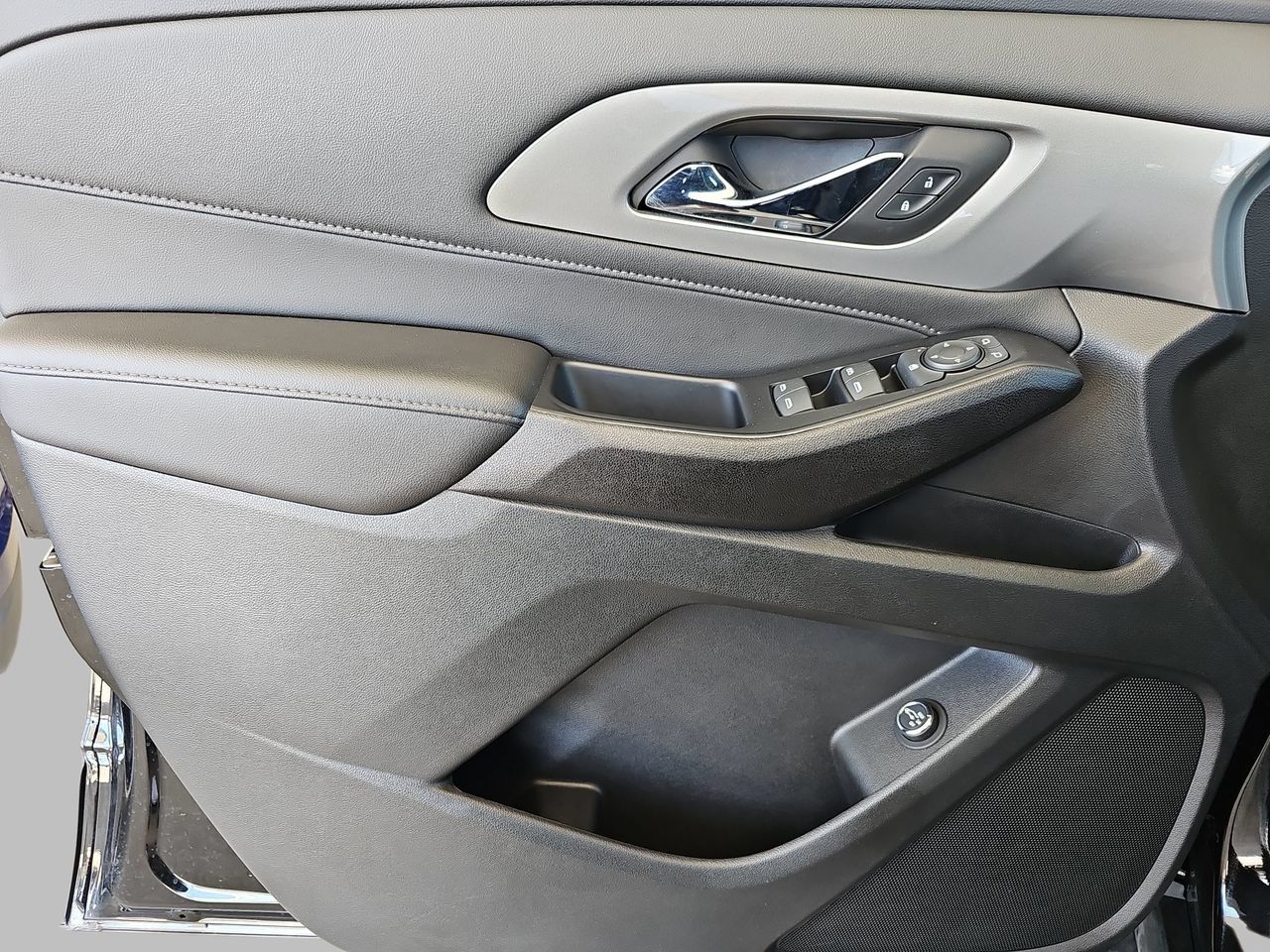 Certified 2023 Chevrolet Traverse LT FWD image 32