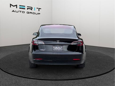 Used 2018 Tesla Model 3 Mid Range image 8