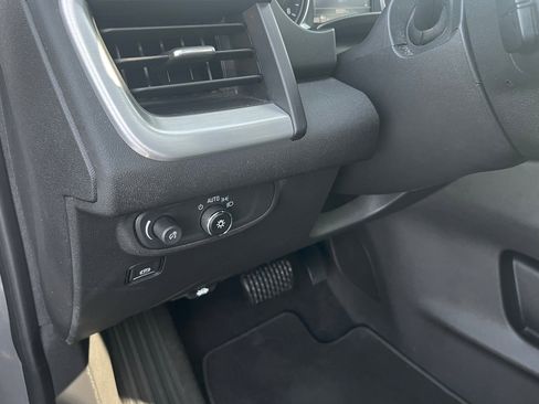 Used 2021 GMC Terrain SLE w/ Driver Convenience Package FWD image 28