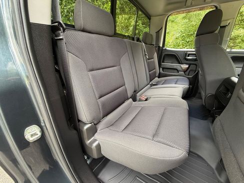 Used 2018 GMC Sierra 1500 SLE w/ SLE Value Package AWD/4WD image 37