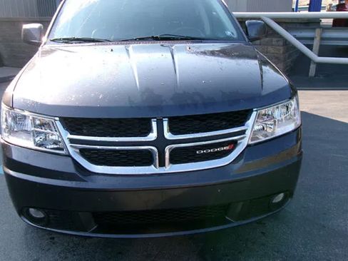 Used 2018 Dodge Journey GT FWD image 3