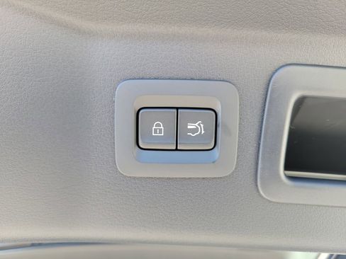 New 2026 MAZDA CX-90 3.3 Turbo w/ Preferred Package image 9