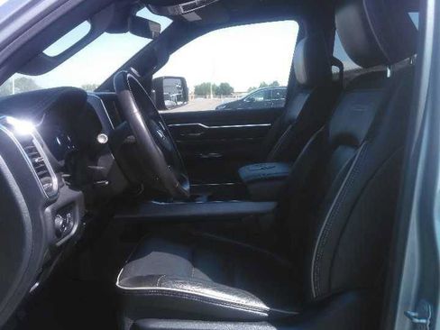 Used 2024 RAM 1500 Laramie AWD/4WD image 6