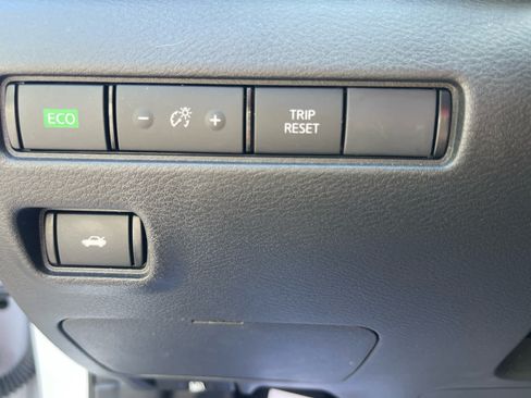 Used 2023 Nissan Sentra S w/ Electronics Package FWD image 14