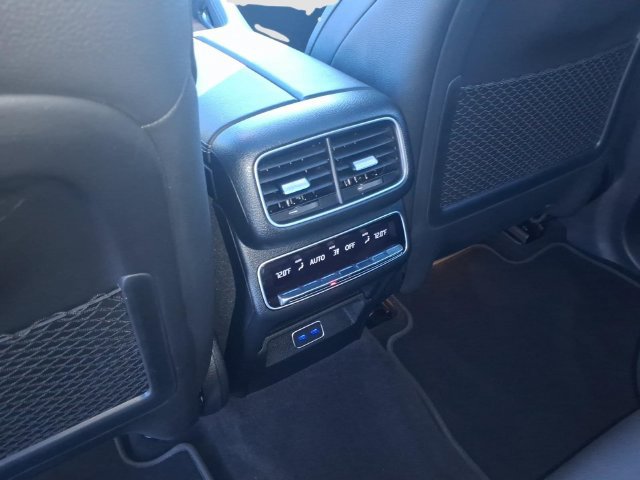 Used 2025 Mercedes-Benz GLS 450 4MATIC image 13