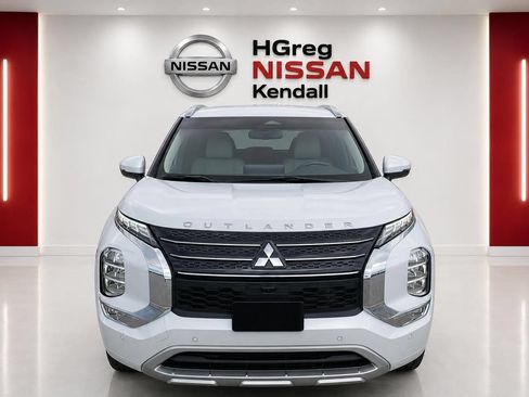 Used 2024 Mitsubishi Outlander SEL FWD image 5