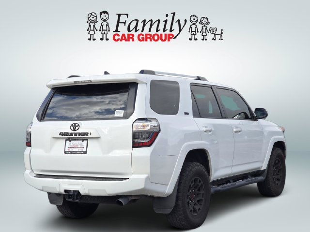 Used 2024 Toyota 4Runner SR5 Premium w/ Moonroof Package AWD/4WD image 4