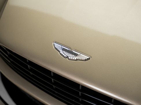 Used 2018 Aston Martin DB11 V12 RWD image 5