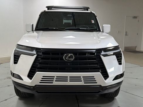 Used 2024 Lexus GX 550 550 Luxury+ w/ Accessory Package (Z1) image 2