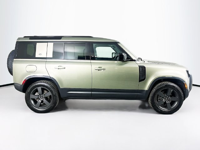 Used 2024 Land Rover Defender 110 S AWD/4WD image 4