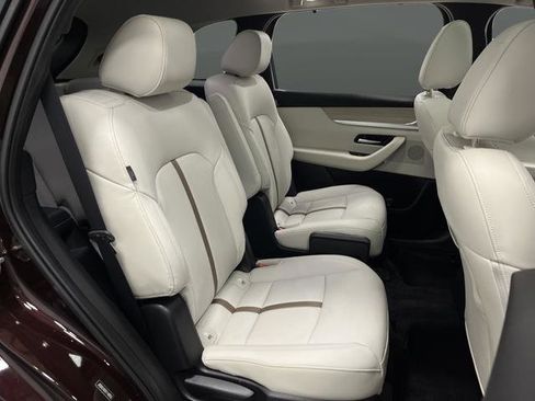 Used 2024 MAZDA CX-90 Plug-In Hybrid w/ Premium Plus image 30