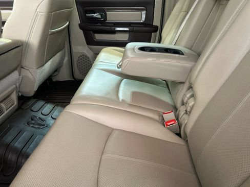 Used 2018 RAM 2500 Laramie w/ Convenience Group image 5