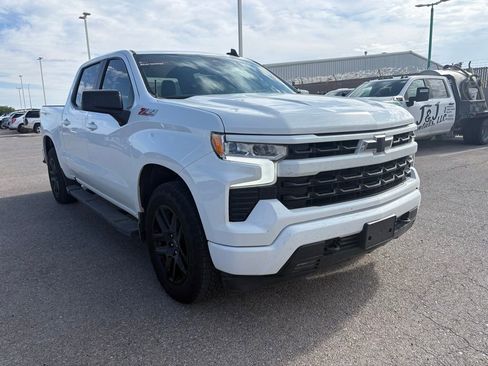Used 2023 Chevrolet Silverado 1500 RST w/ Z71 Off-Road Package AWD/4WD image 6