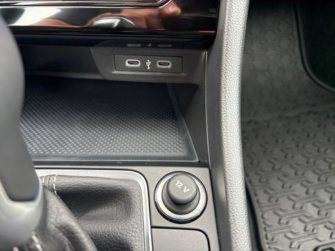 Used 2025 Volkswagen Jetta Sport image 18