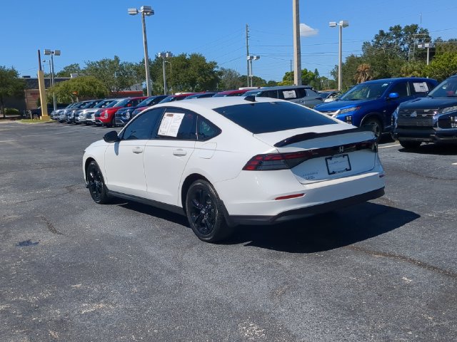 Used 2025 Honda Accord SE image 7