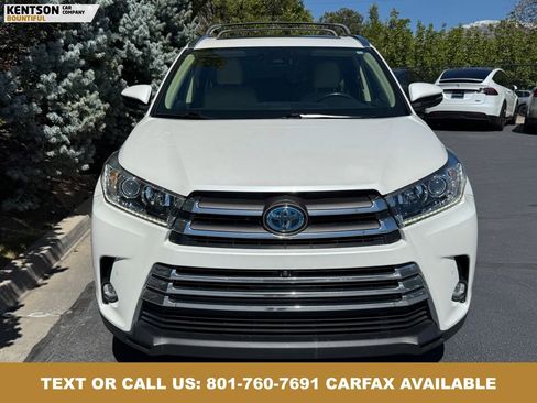 Used 2019 Toyota Highlander Limited Platinum AWD/4WD image 2