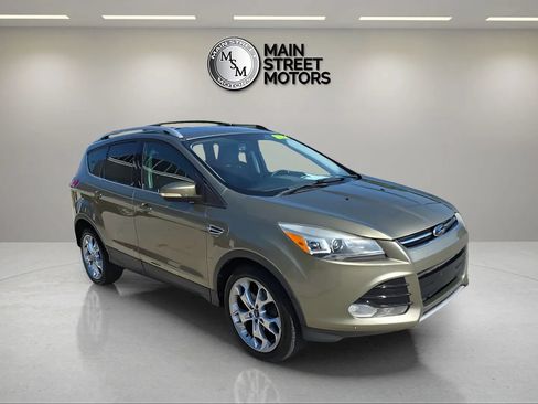 Used 2013 Ford Escape Titanium w/ Parking Technology Pkg AWD/4WD image 7