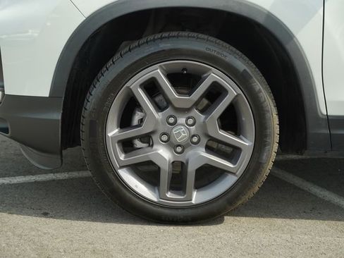 Used 2022 Honda Passport EX-L image 11