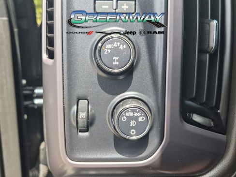 Used 2018 GMC Sierra 1500 SLT AWD/4WD image 21