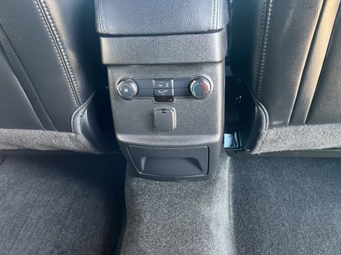 Used 2017 Ford Explorer XLT w/ Equipment Group 202A image 16