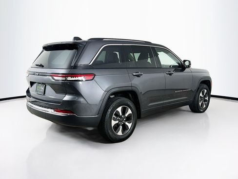 Used 2023 Jeep Grand Cherokee 4WD 4xe image 9