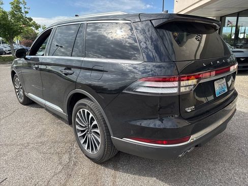 Used 2023 Lincoln Aviator Reserve w/ Equipment Group 201A AWD/4WD image 8
