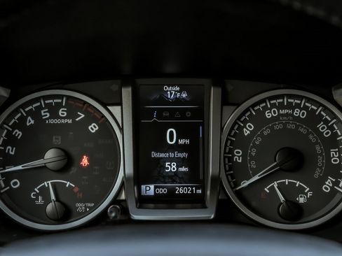 Used 2021 Toyota Tacoma SR5 image 19