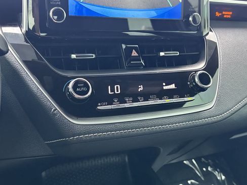 Used 2019 Toyota Corolla SE FWD image 22