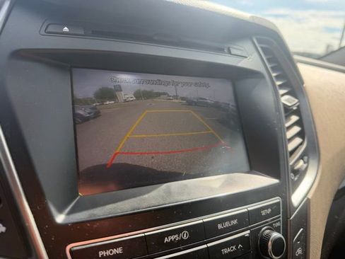 Used 2017 Hyundai Santa Fe Sport image 15